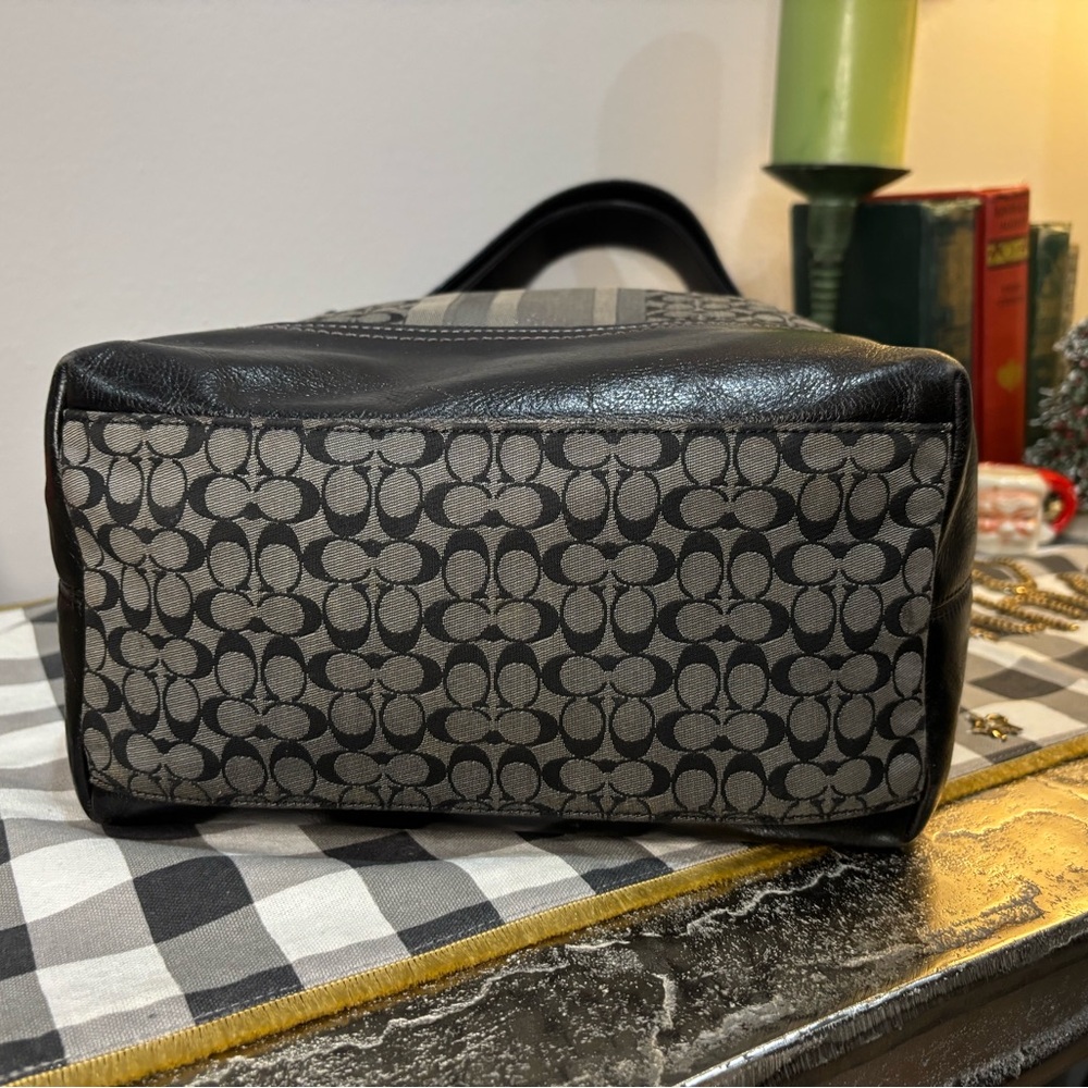 Coach Legacy Signature Stripe Duffle Shoulder Bag 2012 EUC - Picture 5 of 8